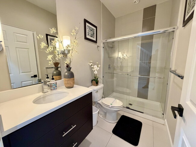 Building Photo - Furnished 3BR Townhome in Clermont
