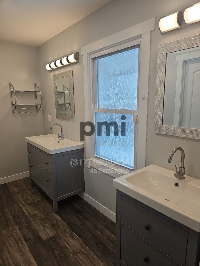 Building Photo - 7056 Caroline Ave