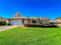 Building Photo - Luxury Living in one of Napa Valley's Most Prestigious Gated Commmunities