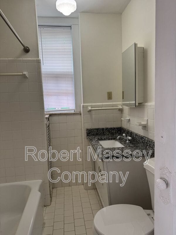 Building Photo - 2014 Cherokee Pkwy