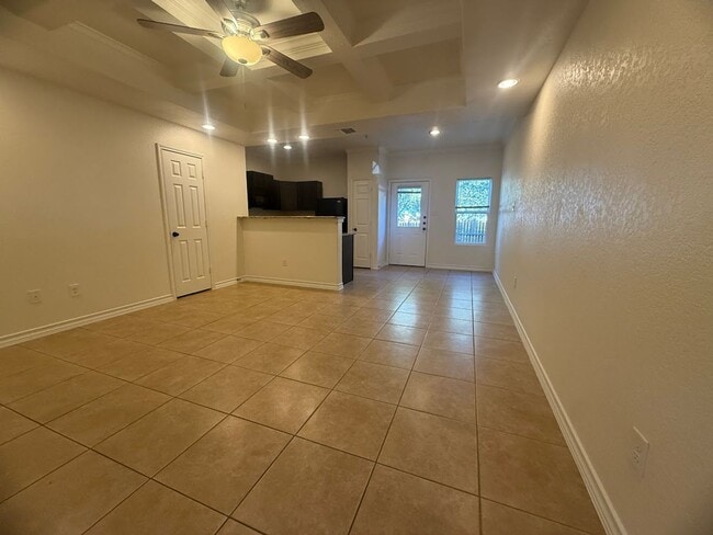 Building Photo - Townhome Near Retama Park...No Carpet.