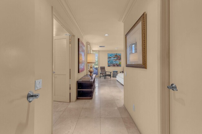 Building Photo - 24 Columbia Dr