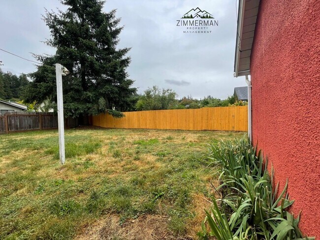 Building Photo - 2 Bedroom for Rent in Cottage Grove