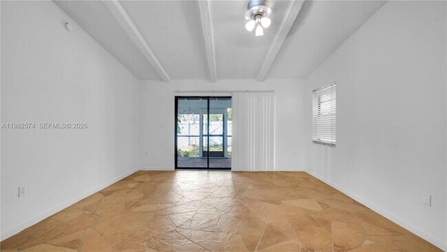 Building Photo - 10583 La Placida Dr