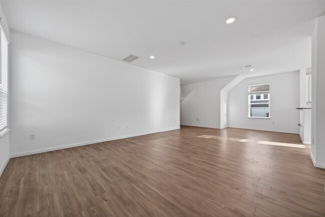 Building Photo - 17803 Pumpkin Vine Dr