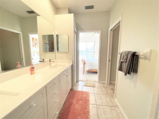 Building Photo - 1842 San Trovaso Way