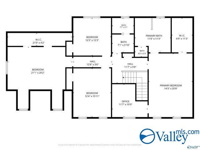 Building Photo - 15033 Greentree Trail SE