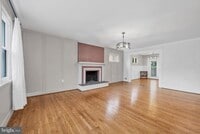 Building Photo - 3510 Duke St