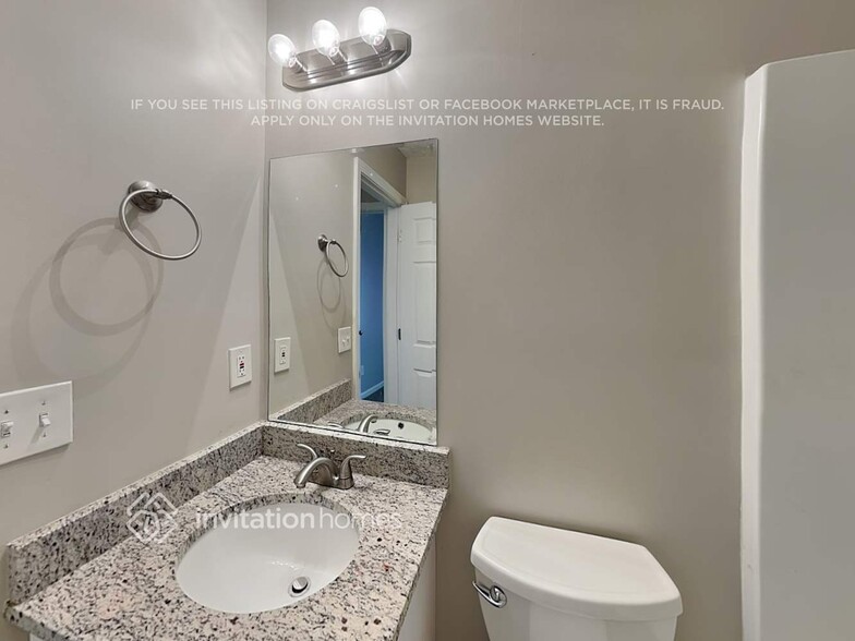 Building Photo - 6741 Mason Creek Rd