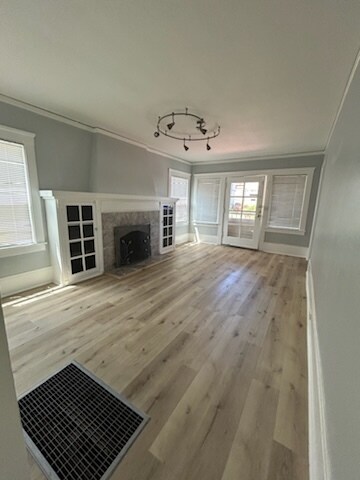 Building Photo - 5345 Trask St