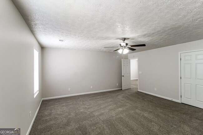 Building Photo - 6455 Alford Cir