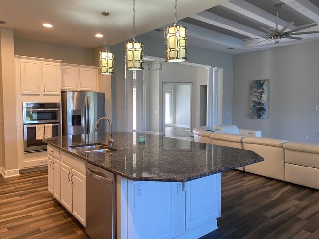 Building Photo - 7849 Freestyle Ln