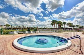 Building Photo - 178 Lake Evelyn Dr