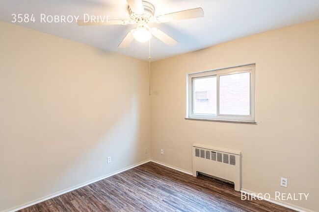 Building Photo - Perfect 2-BED APARTMENT in MONFORT HEIGHTS!