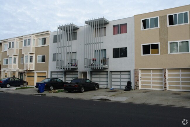 Primary Photo - 982 Nora Way
