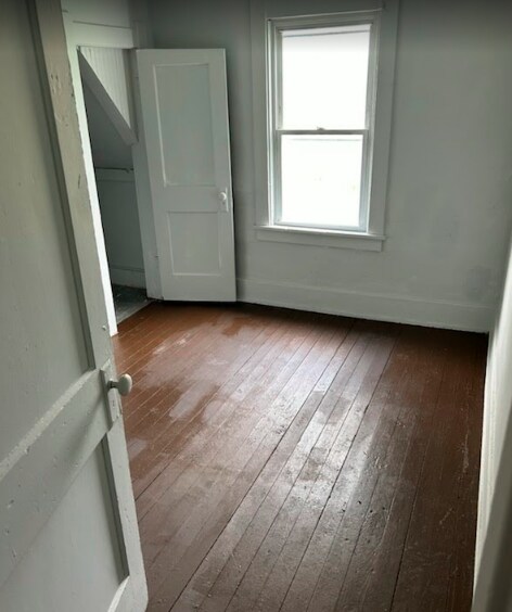 Building Photo - 1819 Macomber St