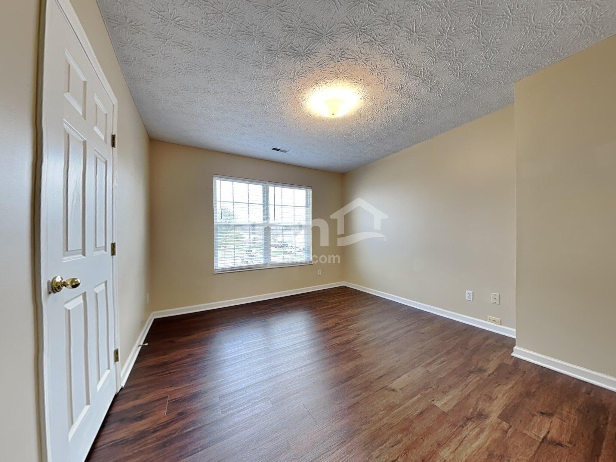 Building Photo - 6131 Pine Meadows Dr