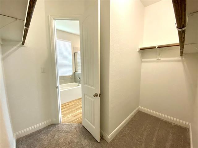 Building Photo - 2116 Auburndale Ave