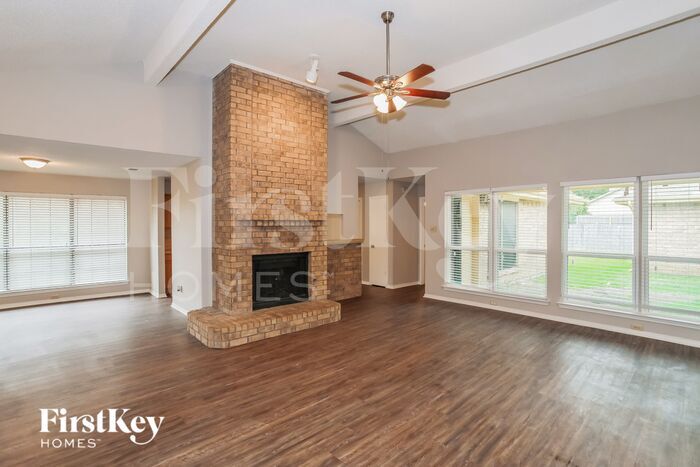 Building Photo - 2106 Stein Way