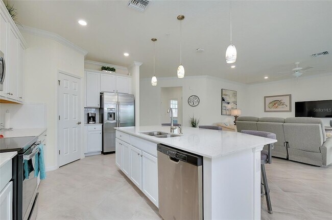 Building Photo - 10063 Crooked Crk Dr