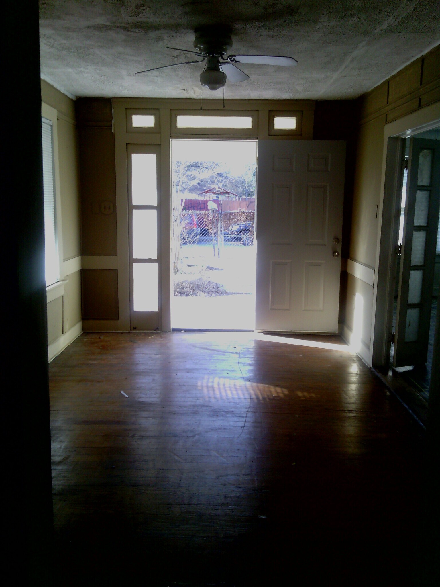 view of front yard from foyer - 110 Dowdy St