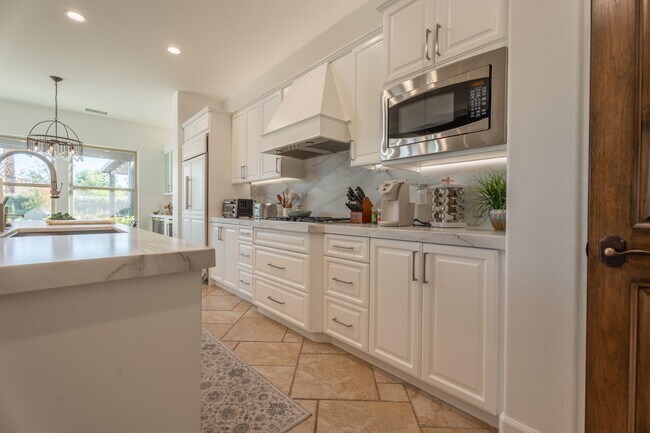 Building Photo - 54280 Affirmed Ct