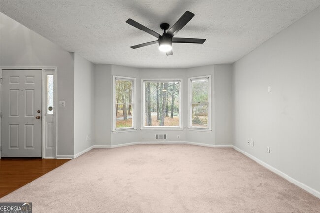 Building Photo - 115 Rockhurst Chase