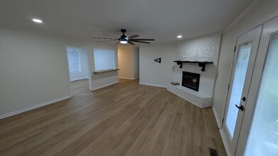 Building Photo - 3705 Blackgum Dr