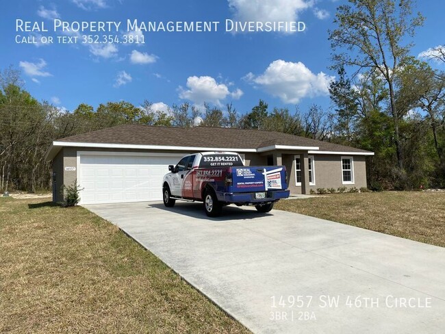 Building Photo - Desirable SW Ocala Neighborhood 3/2/1 **WO...