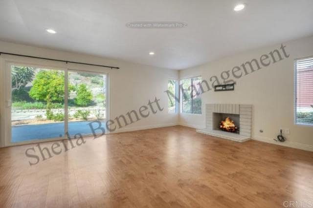 Building Photo - 2404 La Macarena Ave