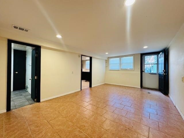 Building Photo - 16 Briarwood Rd