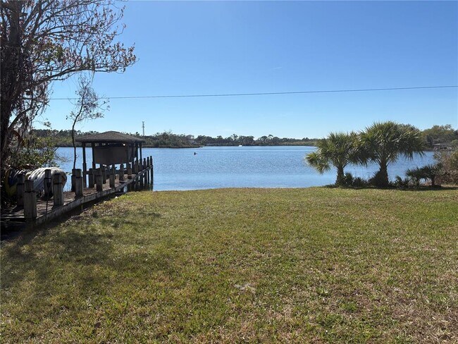 Building Photo - 3265 Hidden Lake Dr