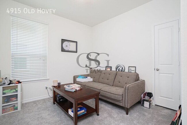 Building Photo - 4915 Old Hovey
