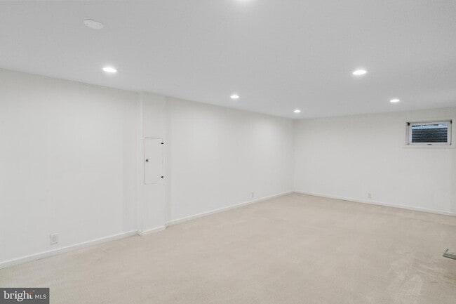 Building Photo - 9312 Sprinklewood Ln