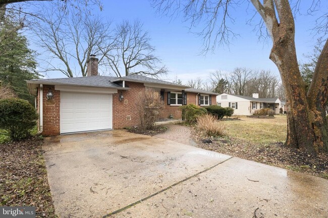Building Photo - 4404 Miller Rd