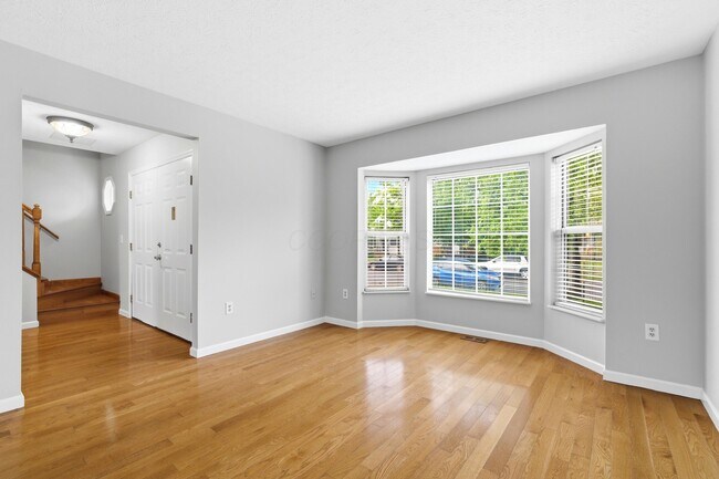 Building Photo - 2688 Bellwood Ave