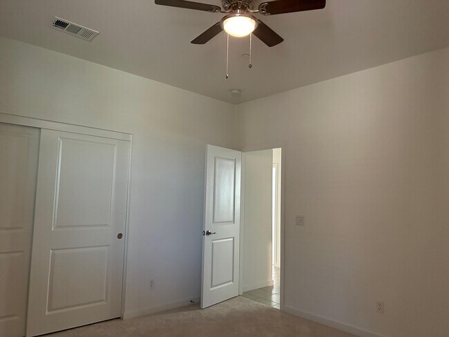 Building Photo - 40082 Catania Ct