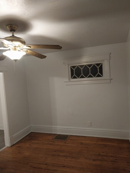 Building Photo - 51 E Summit St