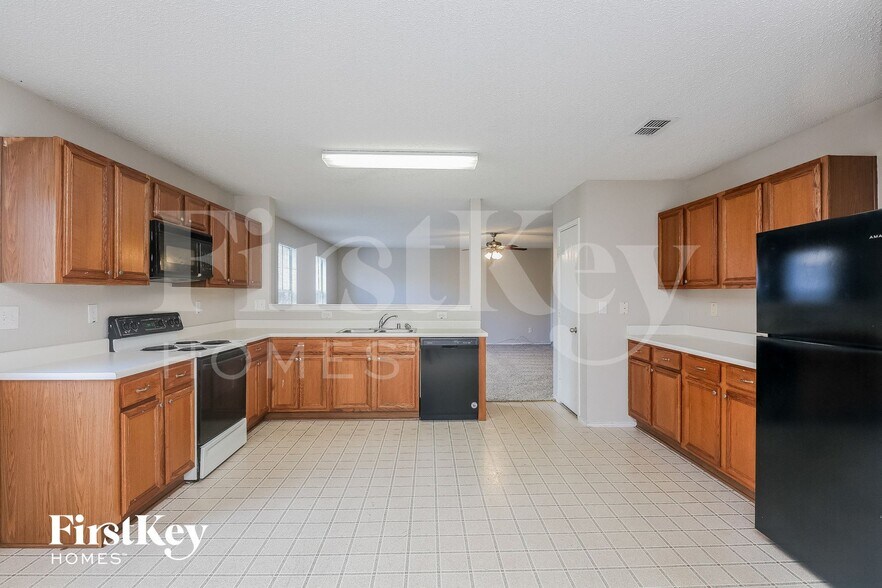 Building Photo - 2908 Robin Ln