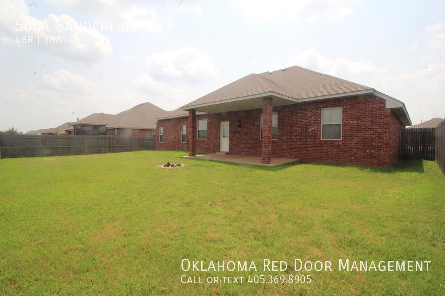 Building Photo - 5604 Sanderling Rd