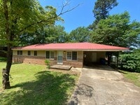 Building Photo - 607 13th Ave NE