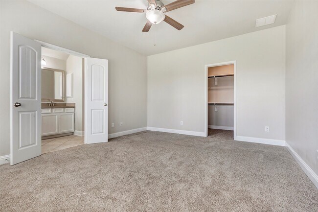 Building Photo - 20835 Tallow View Ln