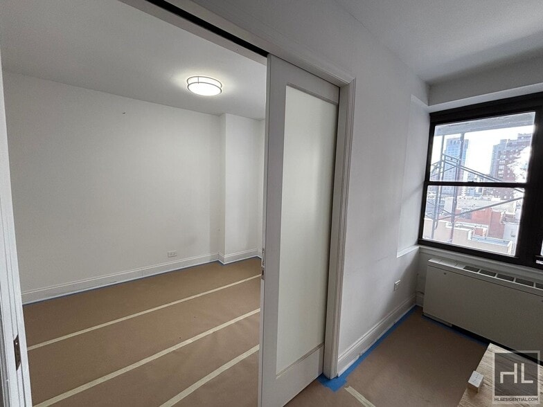 Building Photo - East 82nd Street