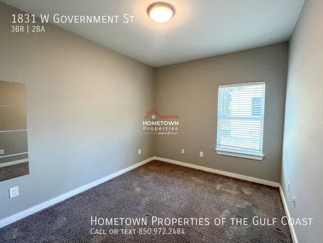 Building Photo - 3-Bed Downtown Pensacola Cottage