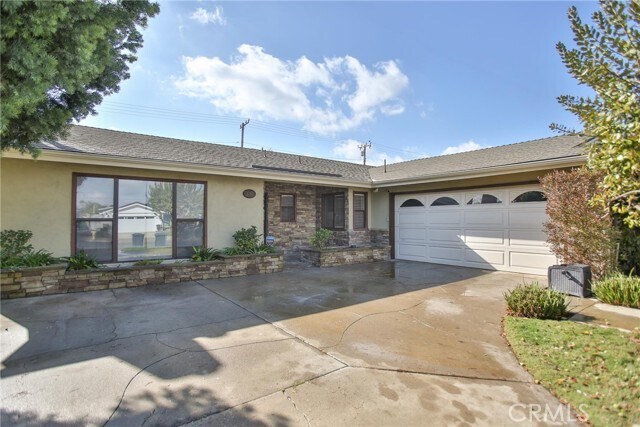 Building Photo - 2780 E Lizbeth Ave