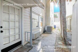 Building Photo - 4 20th Ave S