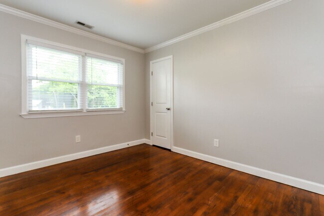 Building Photo - 46 Hidalgo Dr