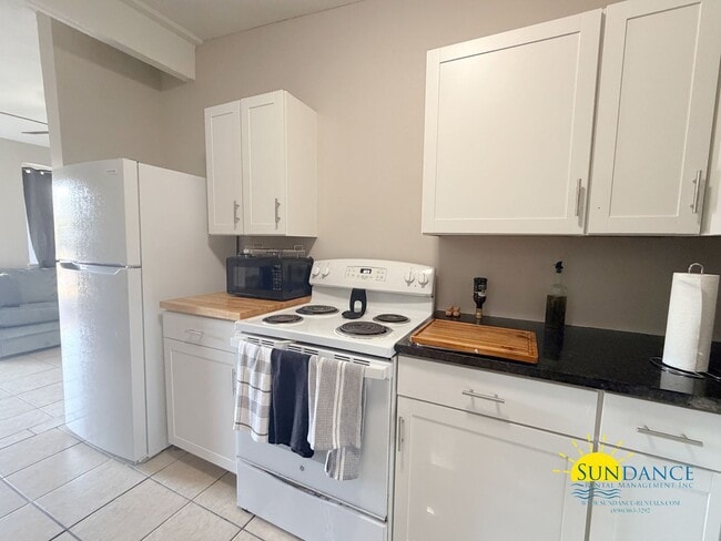 Building Photo - Cozy & Convenient 2-Bedroom Home in Crestview!