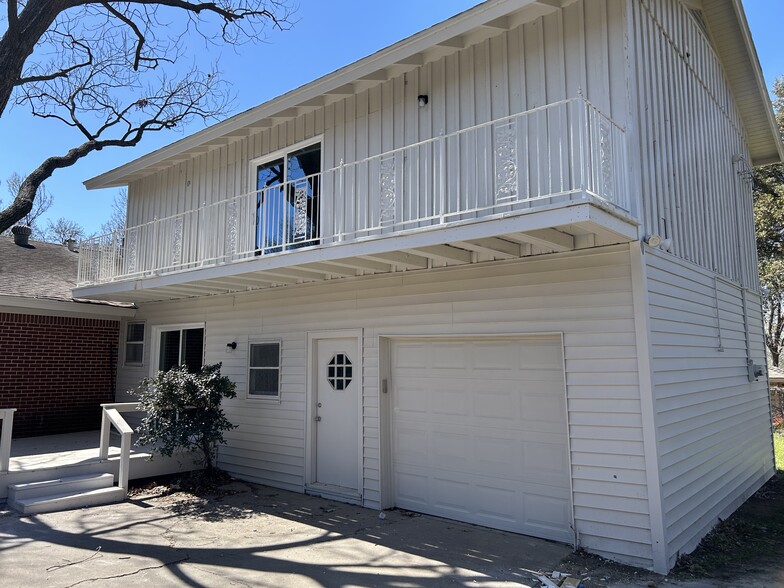 Driveway/Patio/Balcony - 3404 Martin Lydon Ave