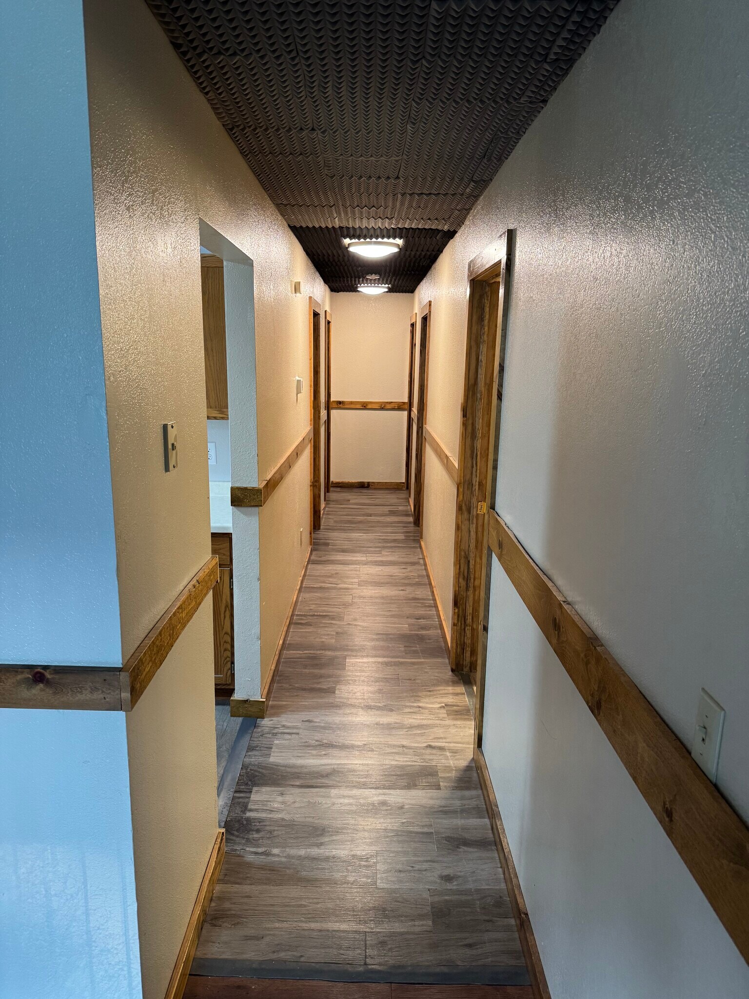 Building Photo - 732 Wisconsin St